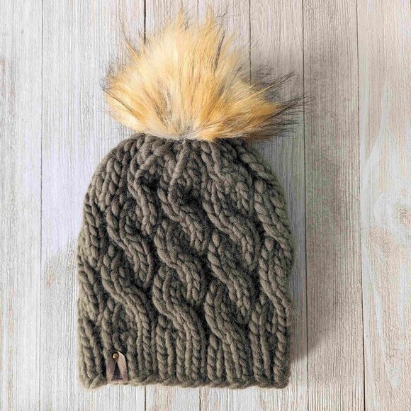 Hand Knit Luxury Cable Beanie - Picture 1 of 2